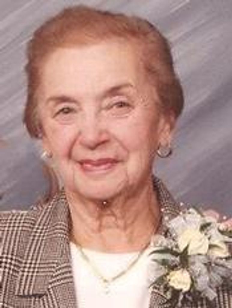 Elizabeth Vetsis Folis