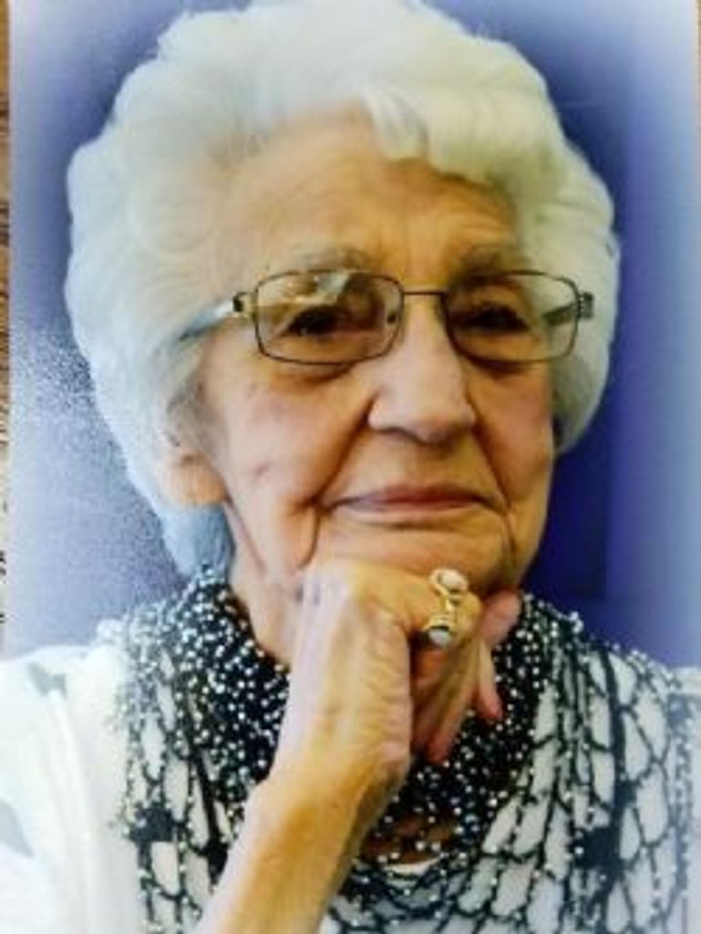 Maxine Thompson
