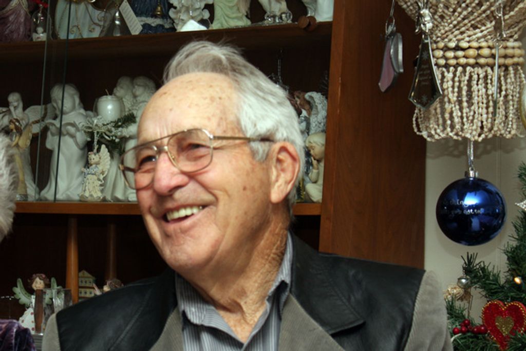 Merle Dean Hargitt Profile Photo