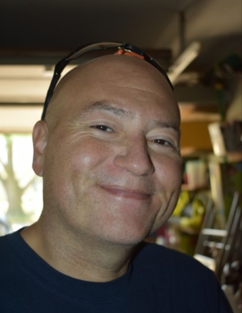 Roberto (Bobby) C. Flores