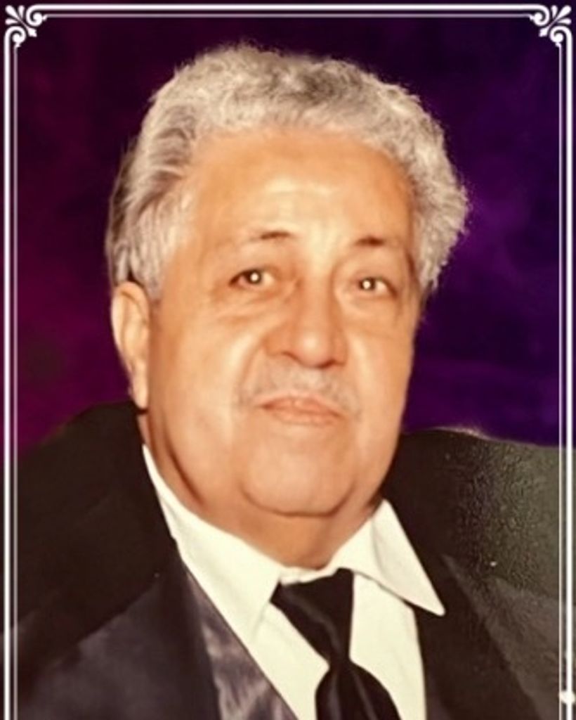 Efrain  Perez