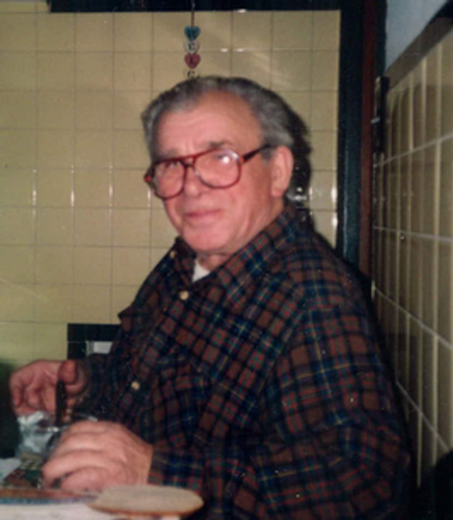 Stefan Kwiecien Profile Photo