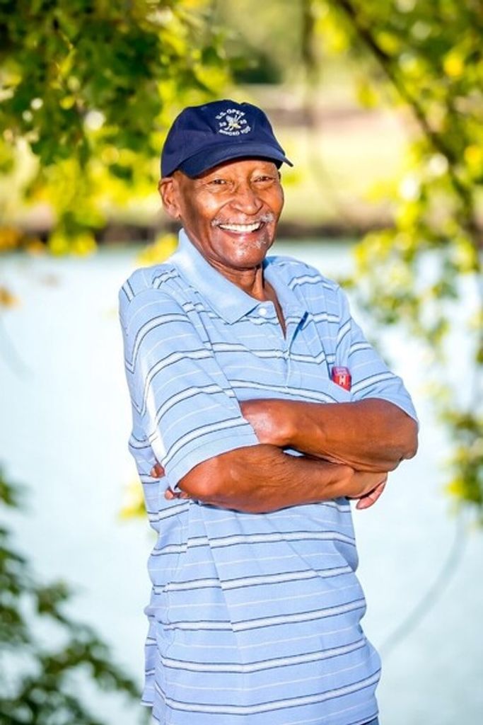 Howard Jones, Jr. Profile Photo