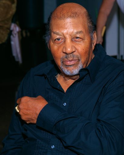 Edward E. Johnson's obituary image