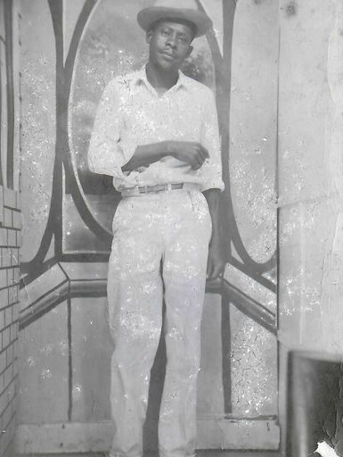Earnest Phillips photo gallery thumbnail 2 of 104
