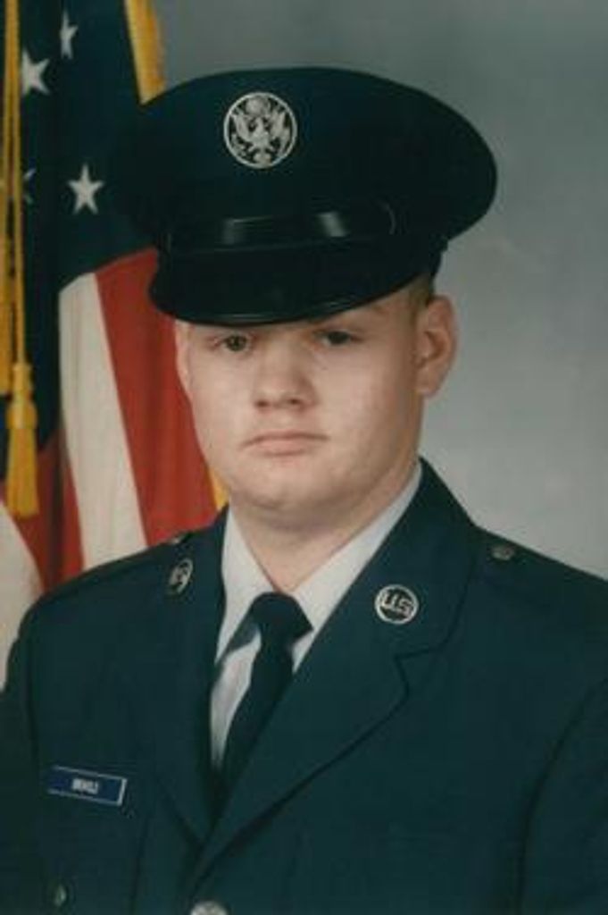 Travis Lee Brovold Profile Photo