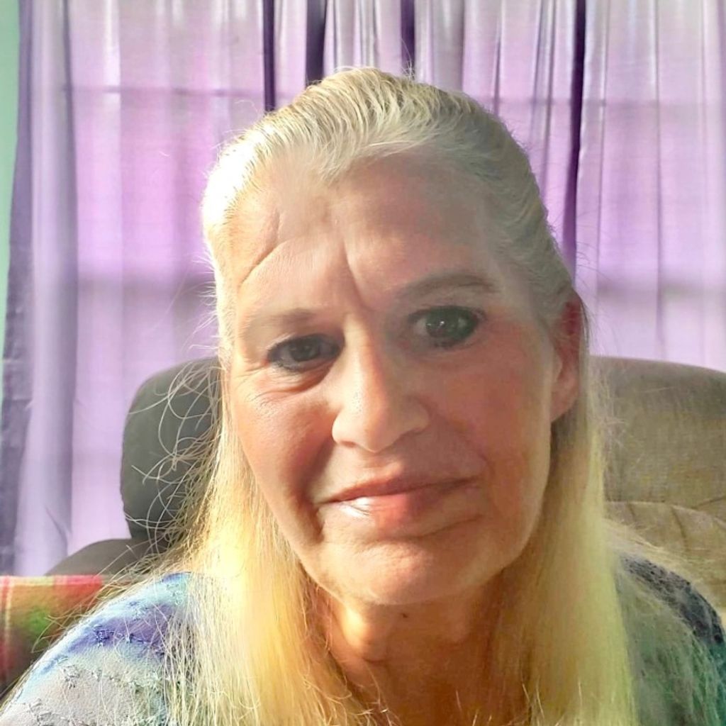 Carolyn Diane Landry Profile Photo
