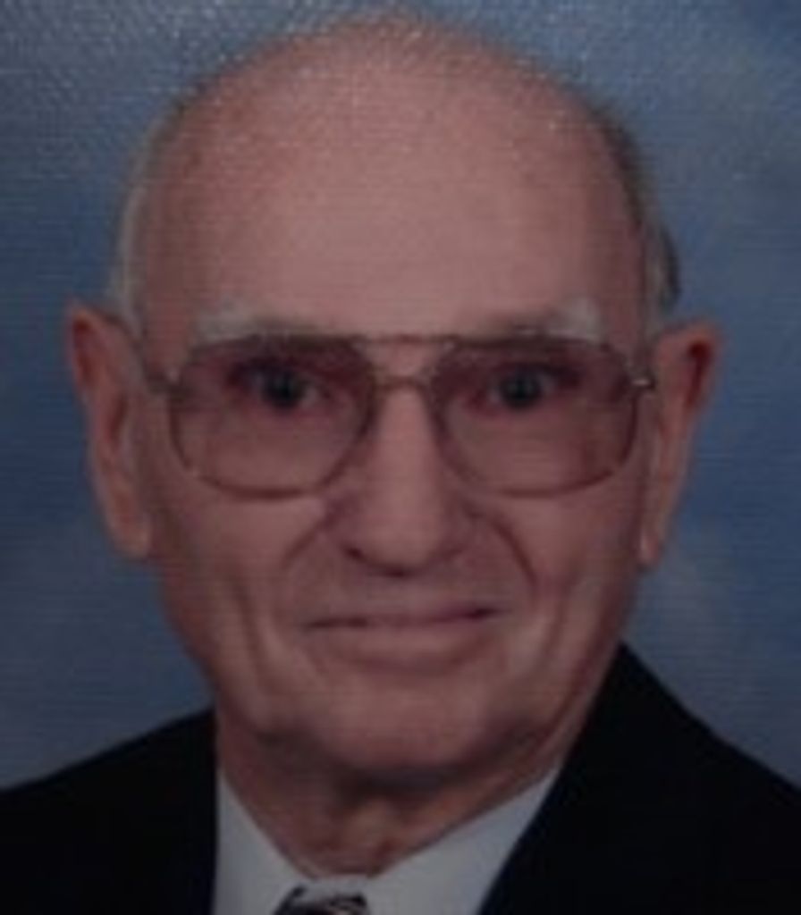Mr.  Earl E. Bain,, 79  Sr.