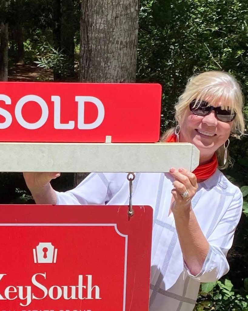 Julie Busbee Bryan Profile Photo