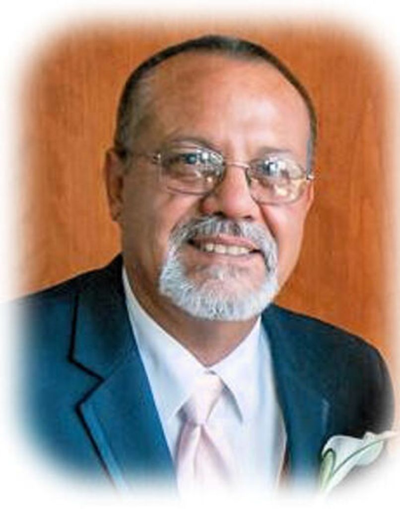 Tomas Sanchez Profile Photo