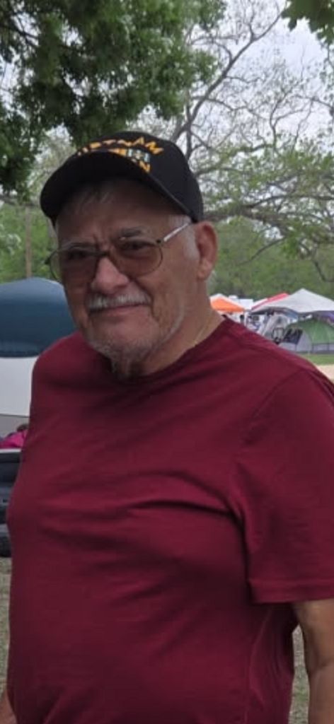 Rodolfo Espinoza Profile Photo