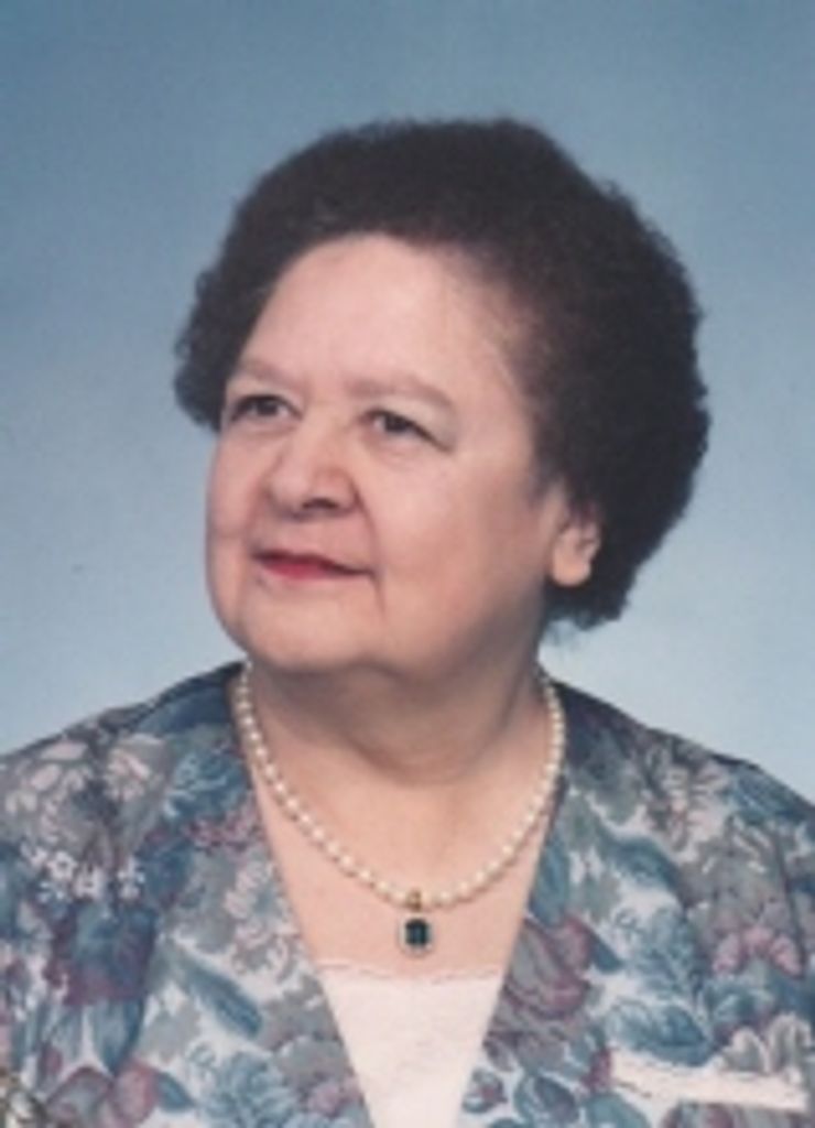 Ruth M Lyzan