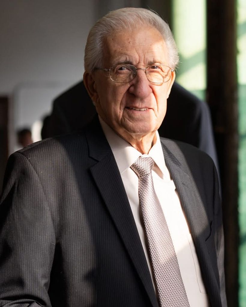 Thomas Adamo Profile Photo