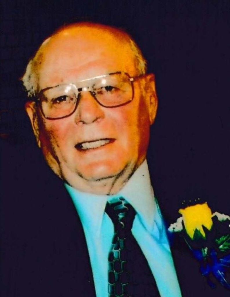 Joseph Schlosser Profile Photo