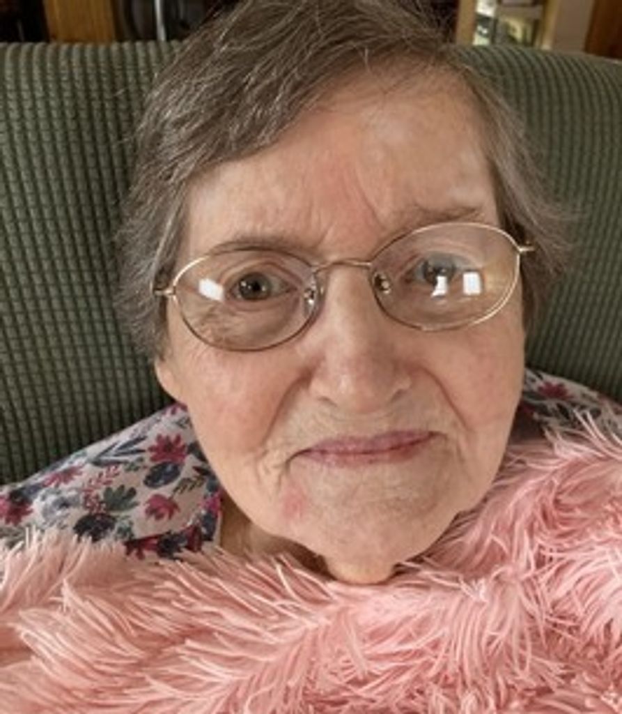 Helen Busk Profile Photo