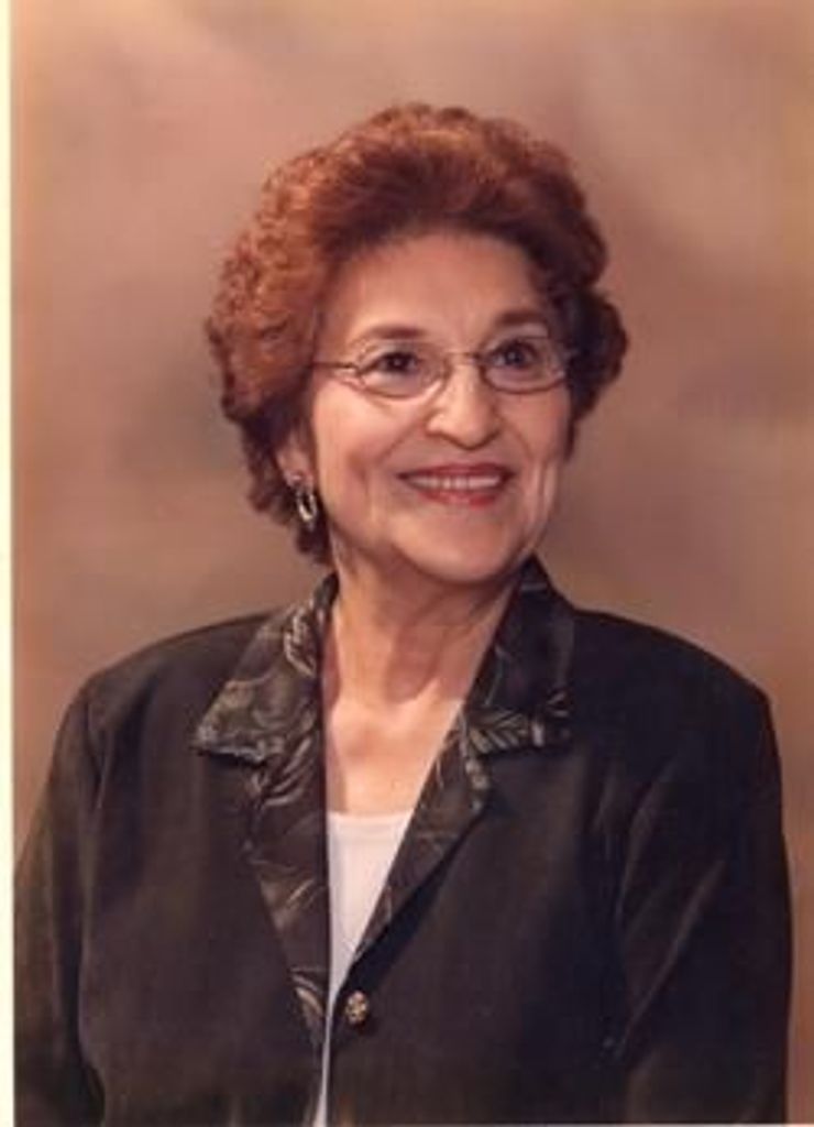 Estella Salinas Castilla