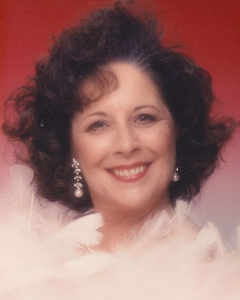 Eileen Robertson Profile Photo