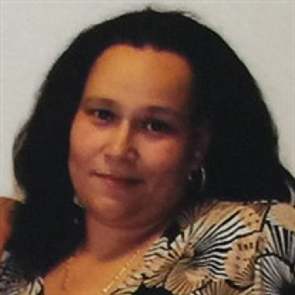 Ydalis "Cheena" Perez Profile Photo