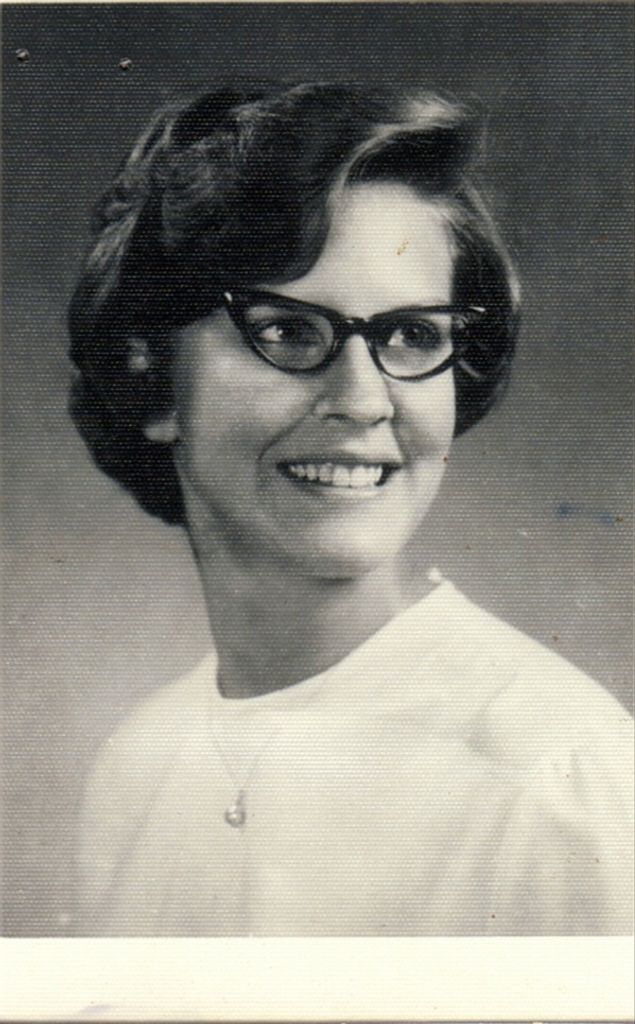 Rosalee C Mahlum