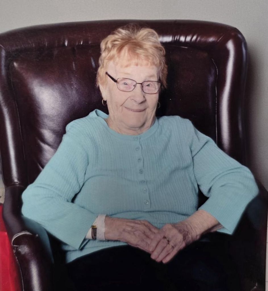Beatrice Savery Profile Photo