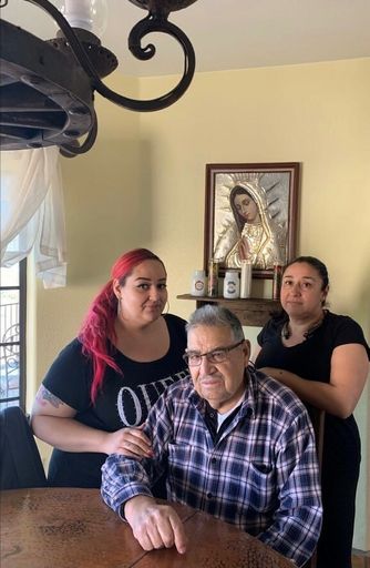 Jose Saenz photo gallery thumbnail 52 of 63