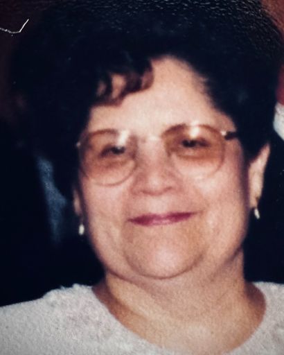 Luz E. Otero's obituary image