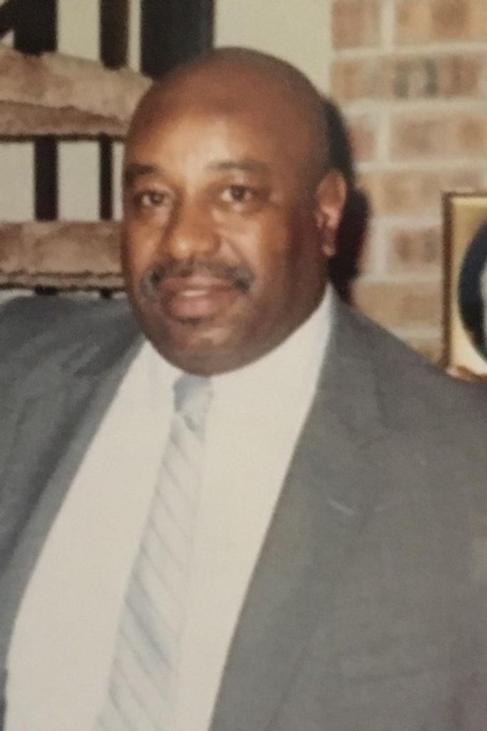 John Glen Millhouse Profile Photo