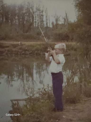Lawrence Miles photo gallery thumbnail 48 of 78