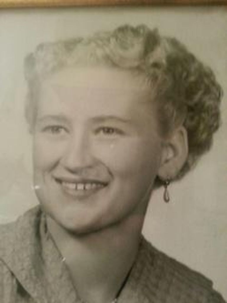 Marjorie (Mills) Wall