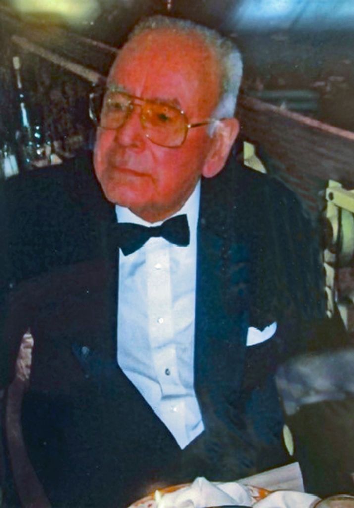 William Louis Hillman Profile Photo