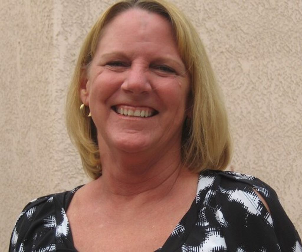 Linda Drake Macdonald Profile Photo