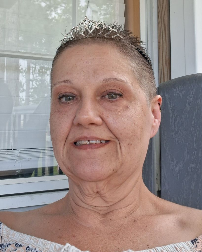 Lori Kight Fernandez Profile Photo