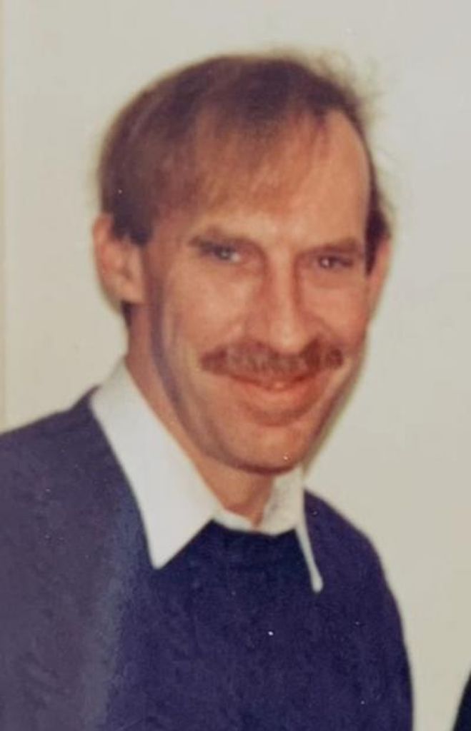 Stephen Robert Whelton Profile Photo