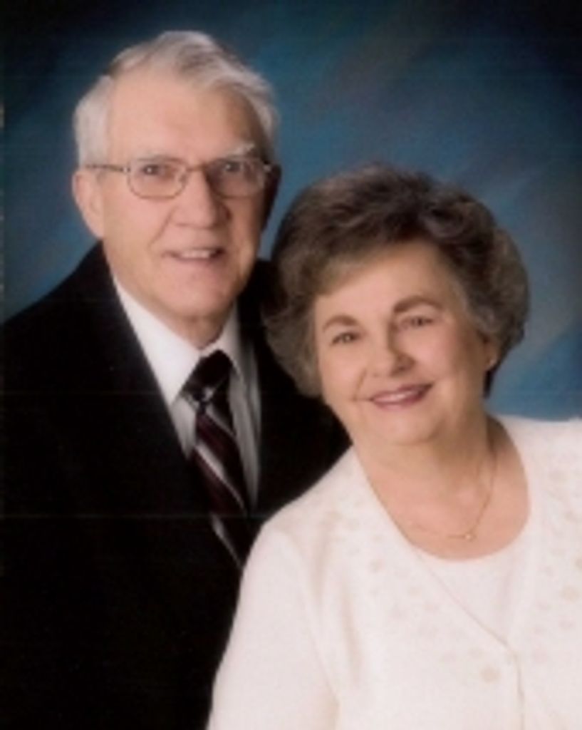 Theresa And Gerald Wohletz Profile Photo