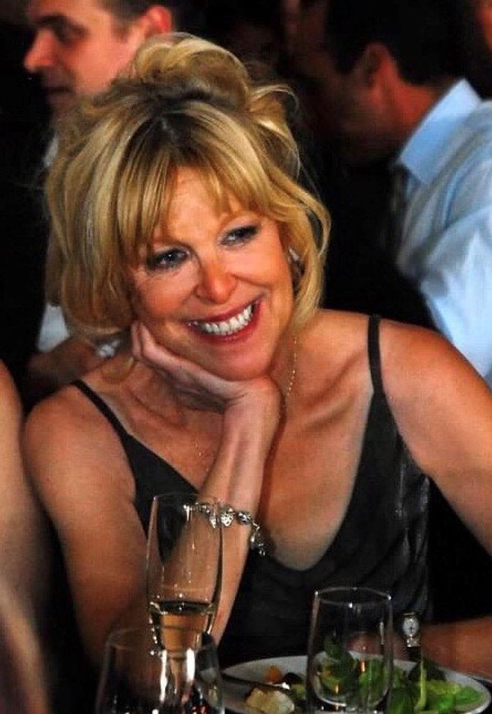 Nancy  R. Harbour