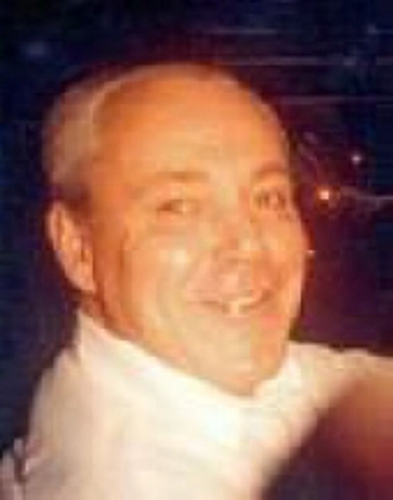 Robert  Lewis Giers