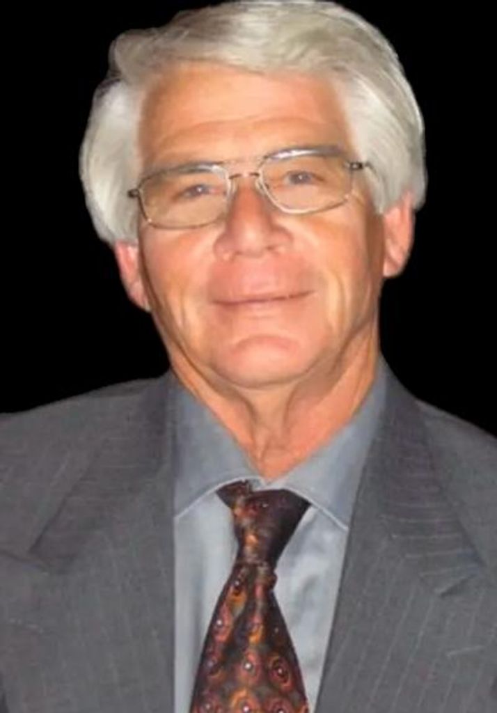 Robert Steven Nicholls Profile Photo