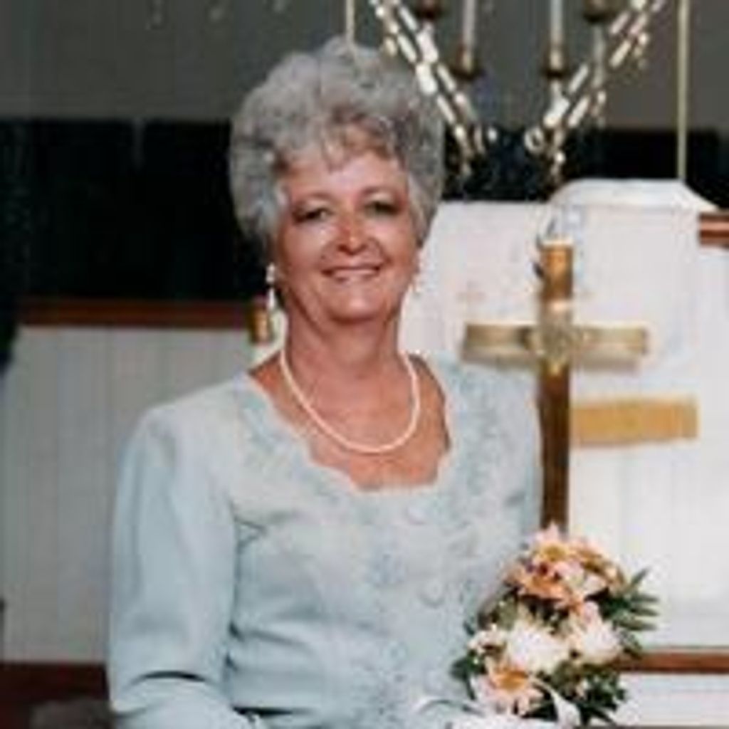 Gwendolyn "Gwen" Lee Owens