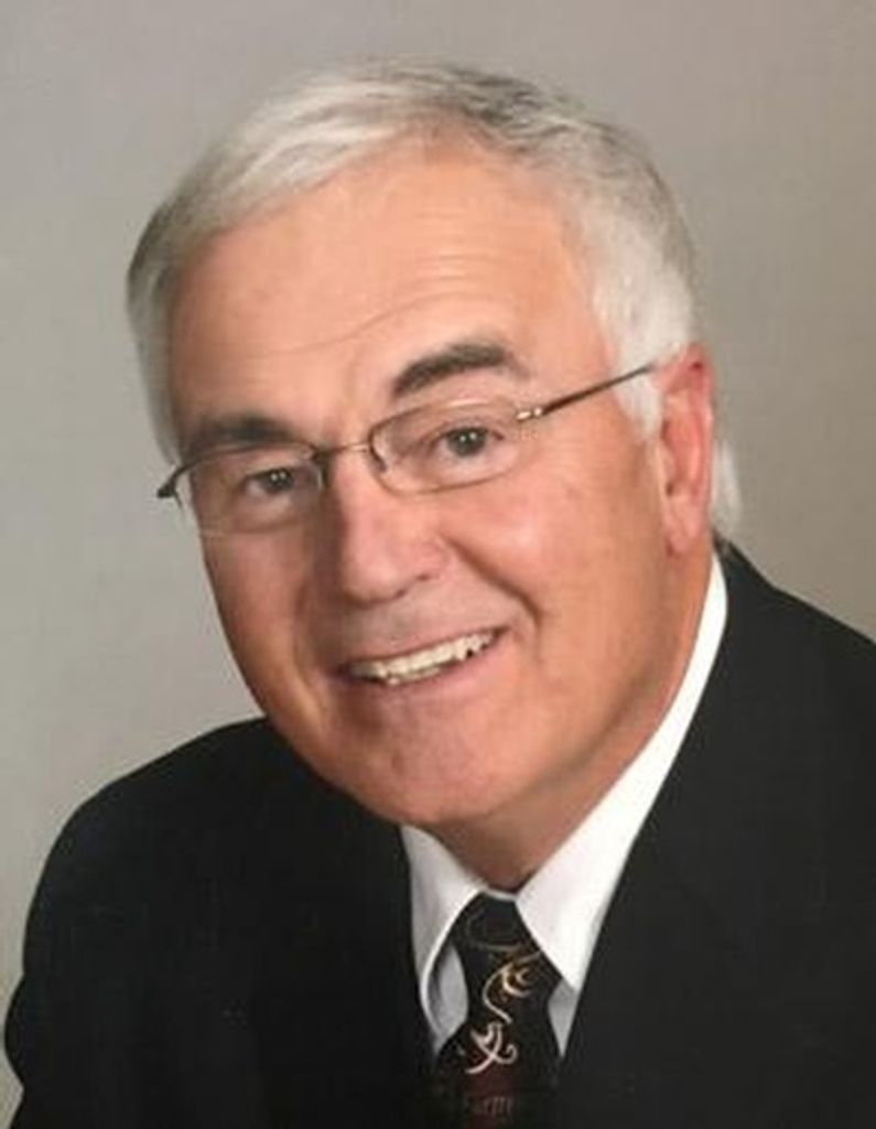Douglas Olschlager Profile Photo