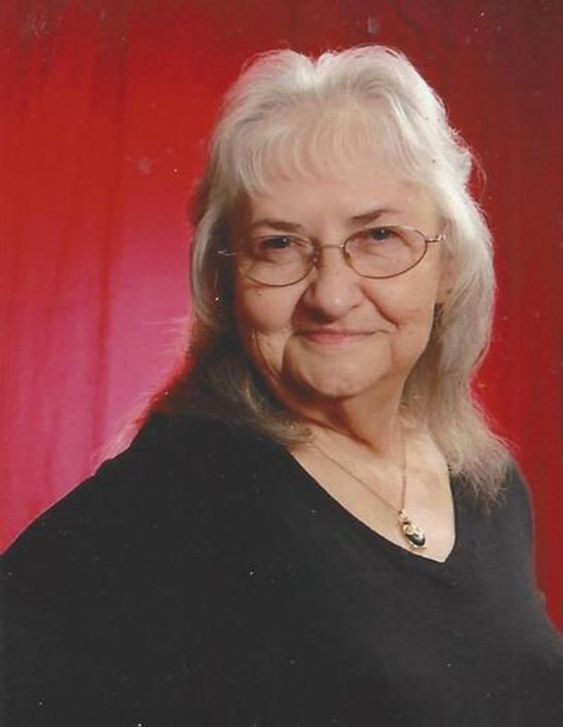 Donna Louise Bennett Profile Photo
