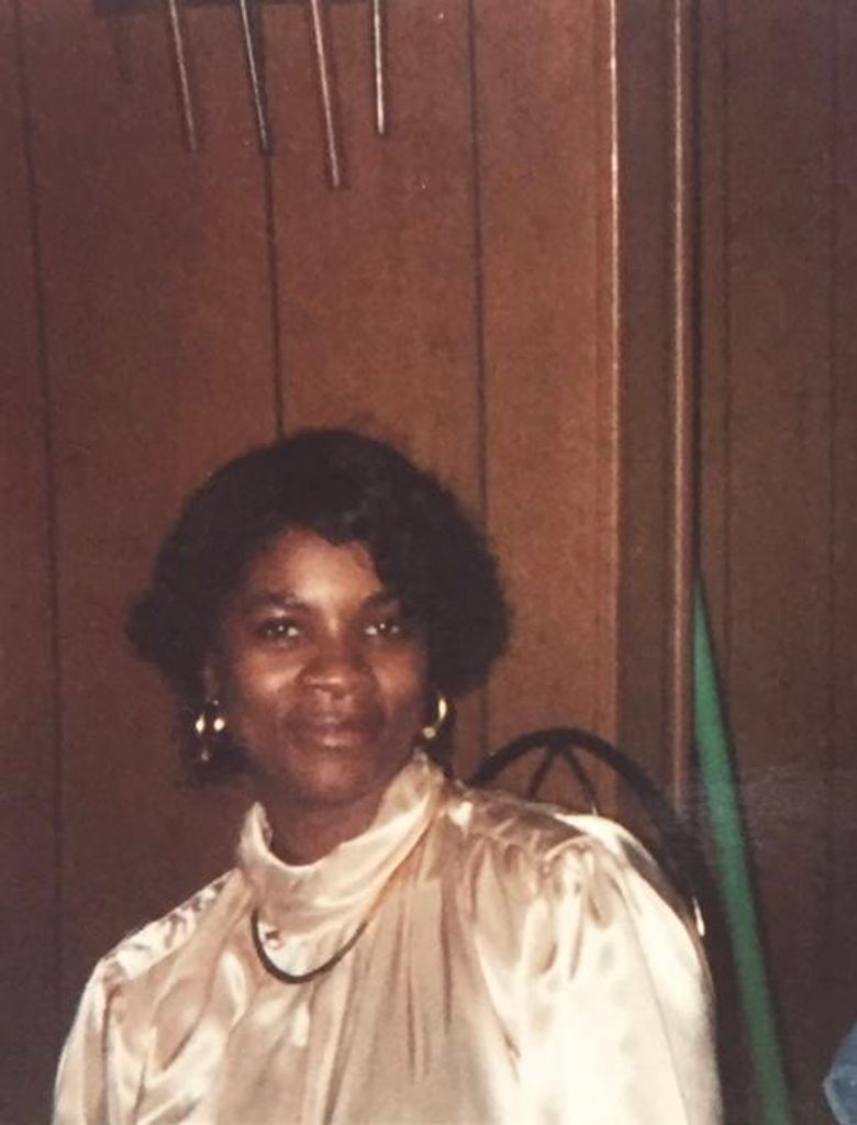 Ms. Beverly Thompson Profile Photo