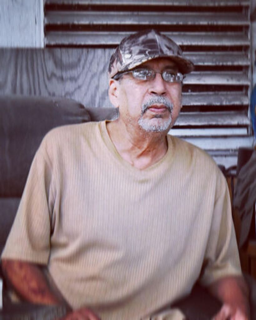 Alberto Mendoza Profile Photo