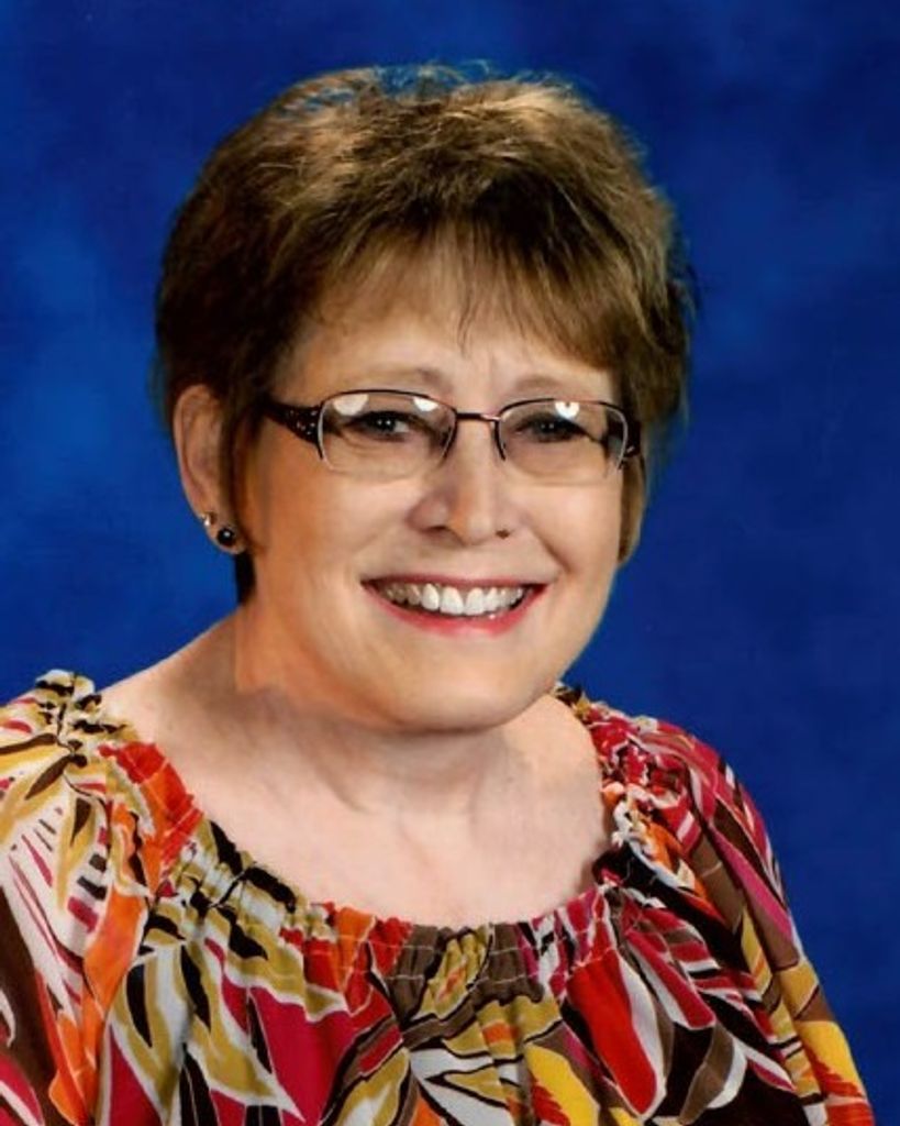 Tana Carol Gillett Profile Photo