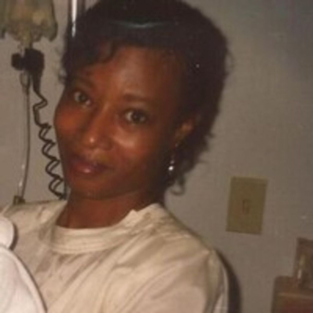 Ms. Gerund Yvonne Mobley