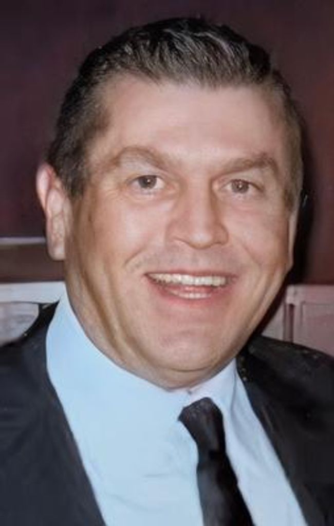 Roy Howard Carlyle Profile Photo