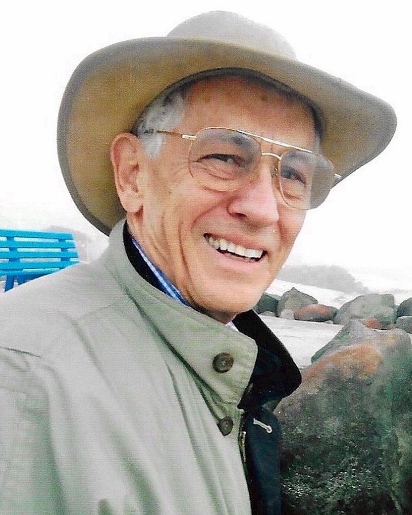 Julian Glynn Brown Profile Photo