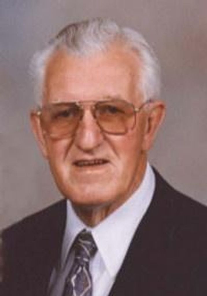 Vernon H Lindaman