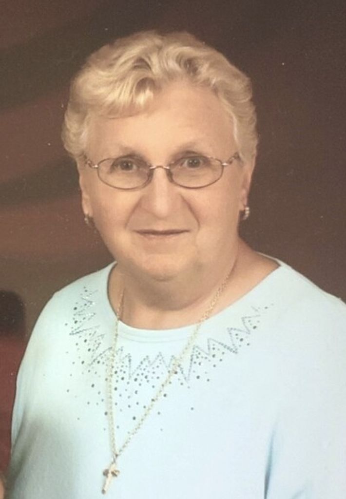 Mary Lou Riley Profile Photo