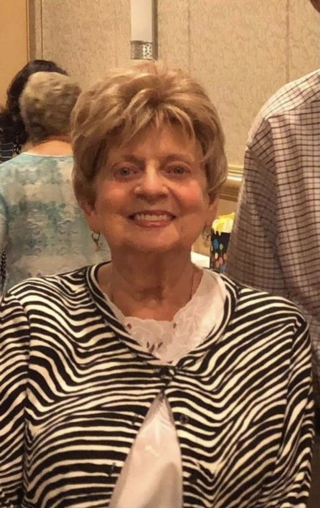 Carolyn Mcmahen Profile Photo