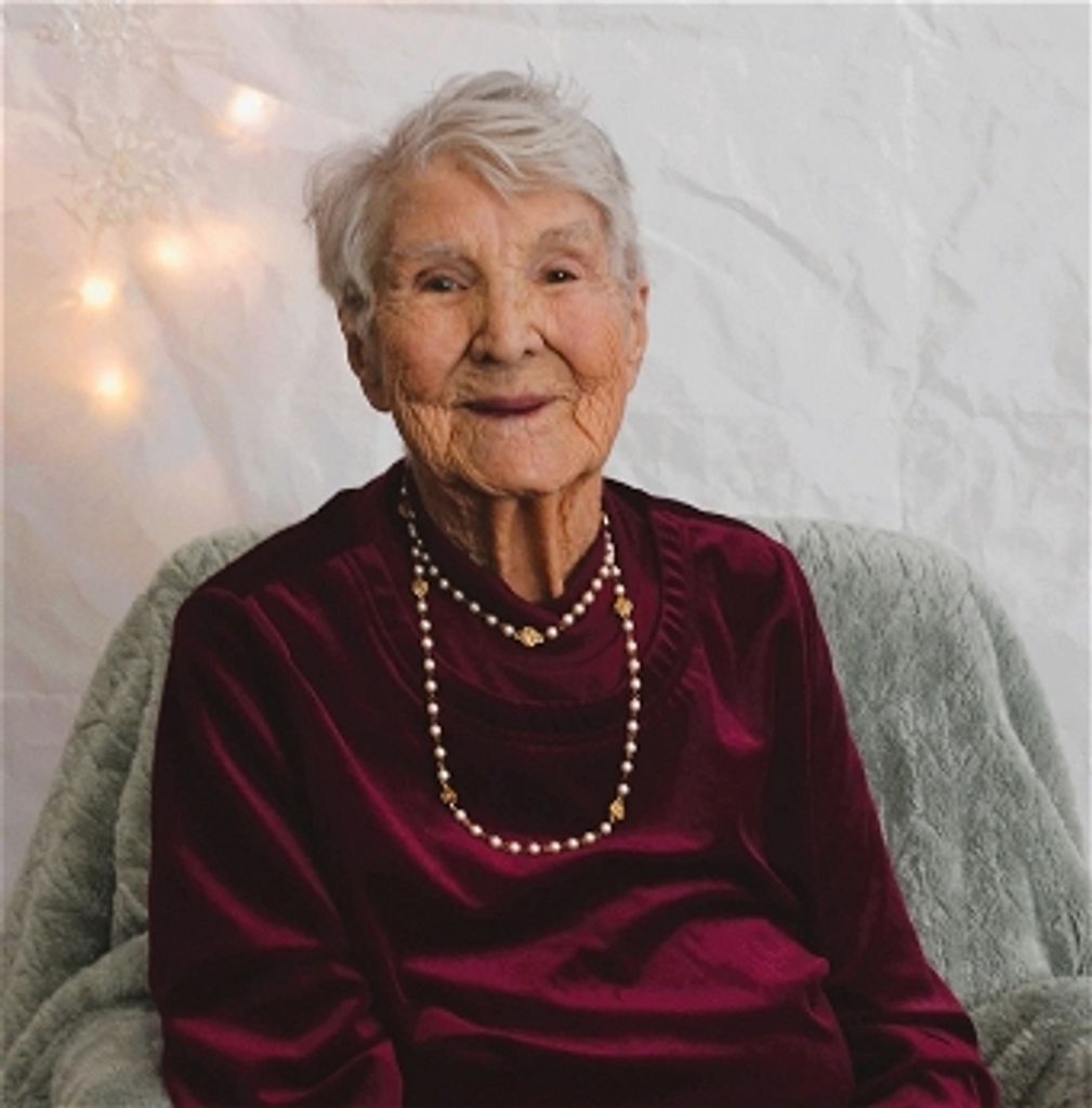 Joyce M. Maglio (Petts)